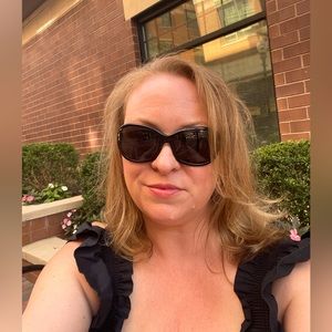 Meet your Posher, Jen